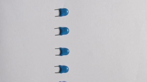 标题：瓷片电容检测实操指南：从家电维修到产线质检，万用表与LCR电桥全方案